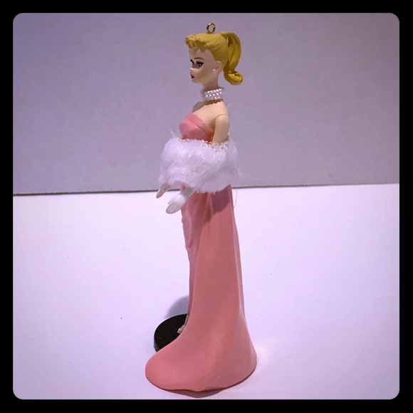 Hallmark Keepsake Enchanted Evening Barbie Doll - Picture 4 of 12